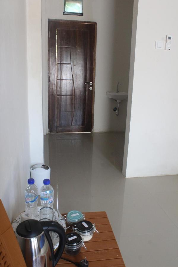 Wl Guesthouse Лабуан-Бахо Экстерьер фото