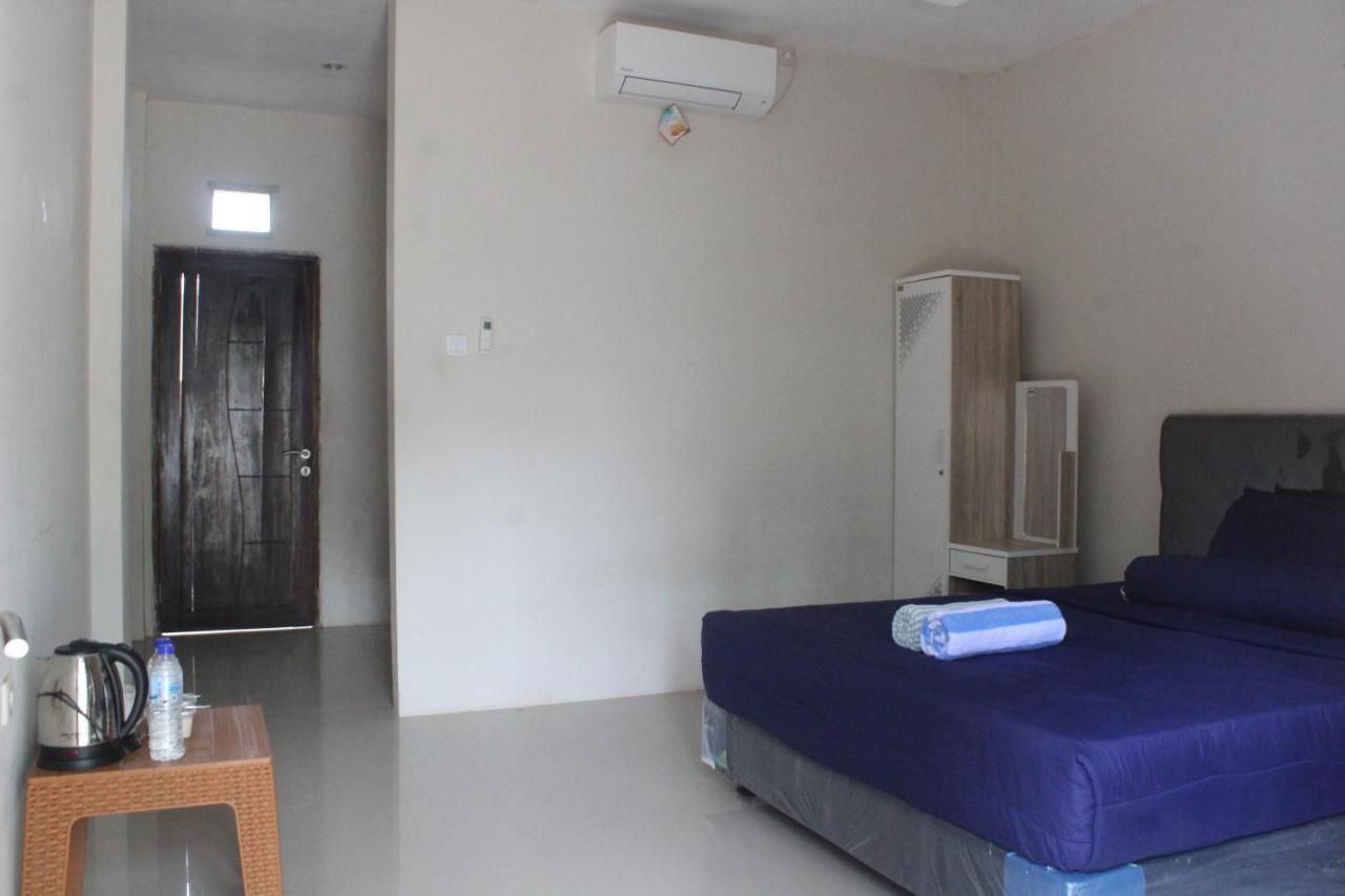 Wl Guesthouse Лабуан-Бахо Экстерьер фото