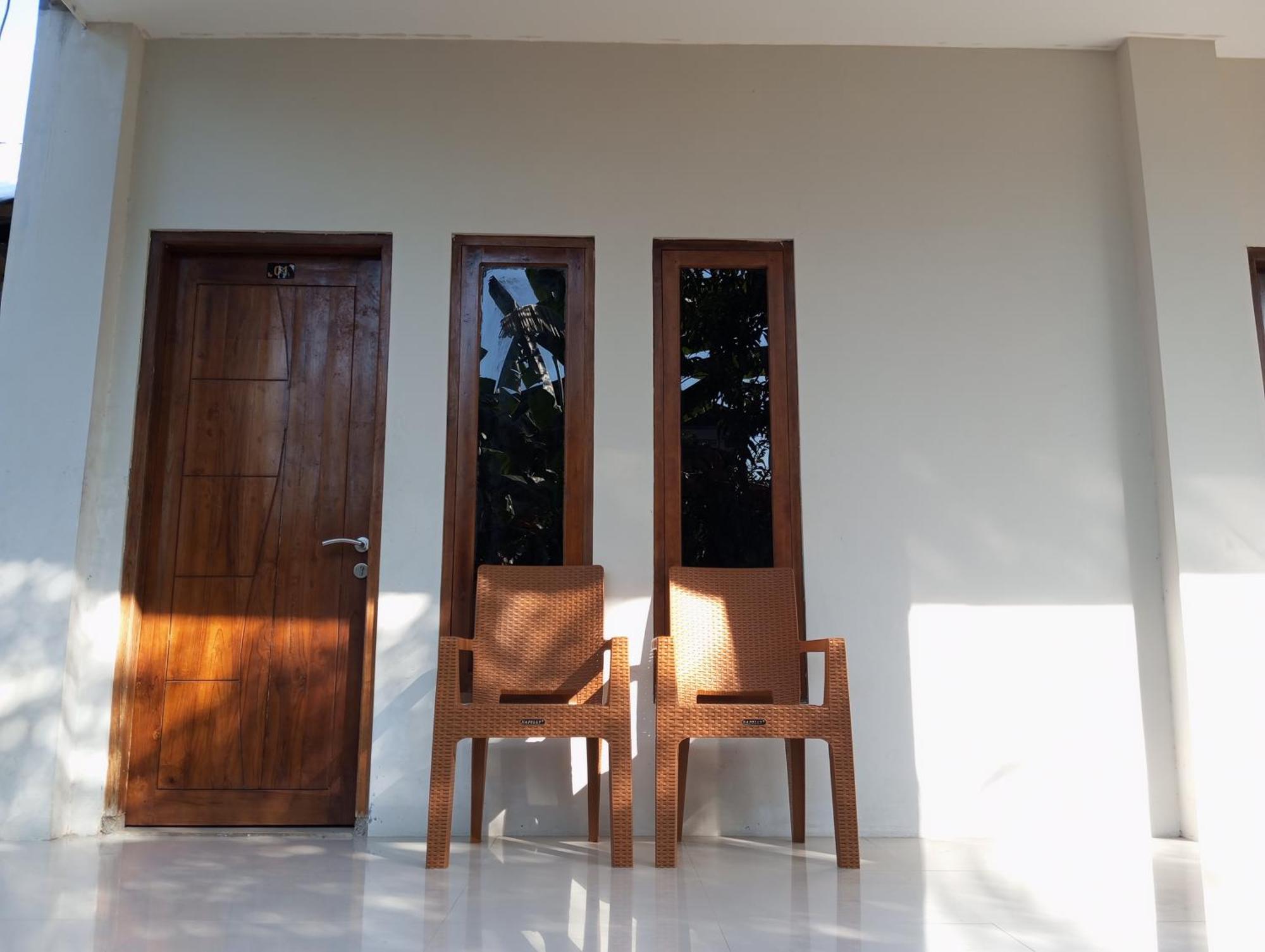 Wl Guesthouse Лабуан-Бахо Экстерьер фото