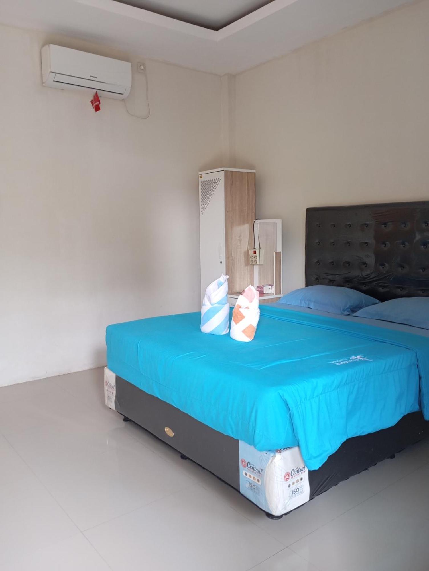 Wl Guesthouse Лабуан-Бахо Экстерьер фото